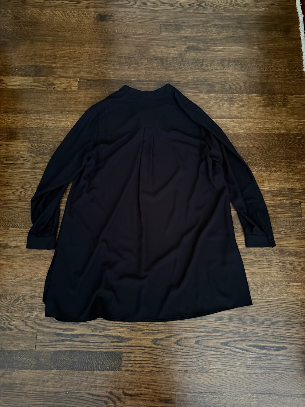 Anne Klein Black V-Neck Blouse - Picture 2 of 5